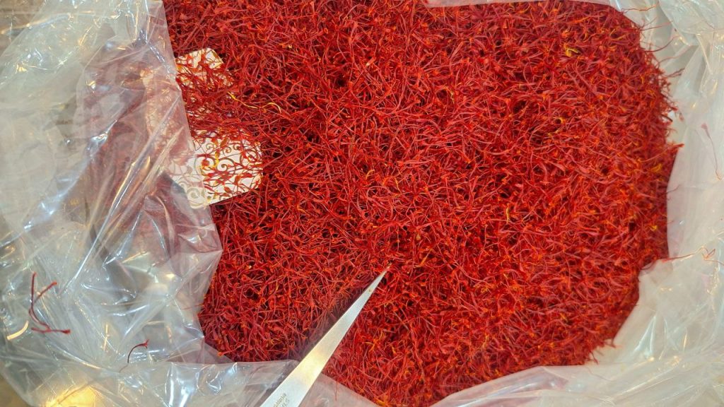  Azhdari Negin Saffron