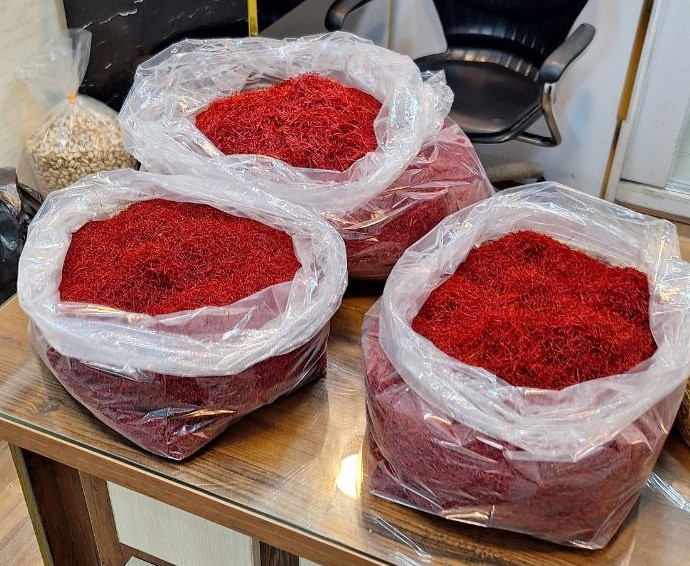 زعفران اژدری